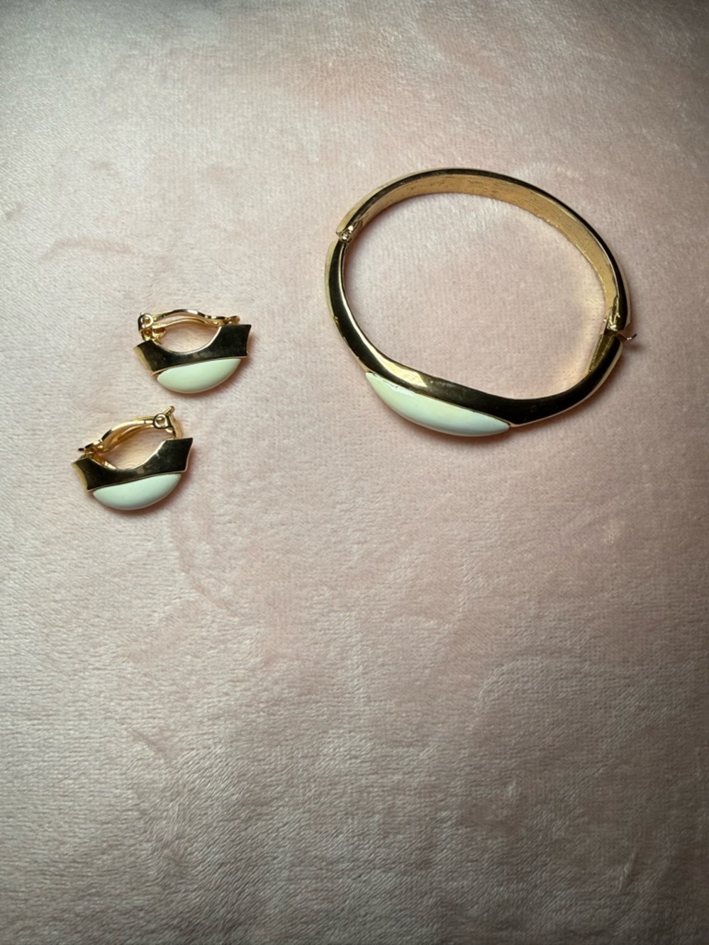 Vintage Gold-Tone Bracelet and Earrings with White Inlay